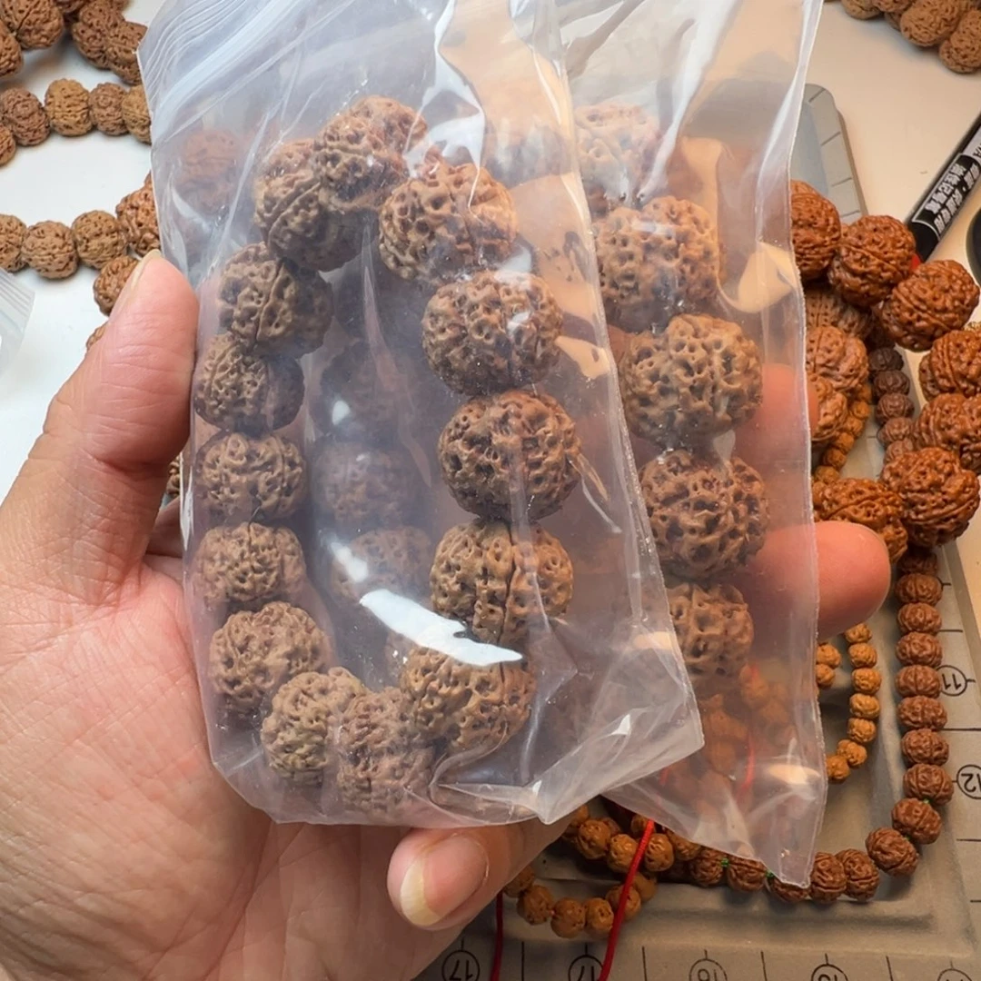 吊坠金刚菩提5瓣20针孔蜂窝