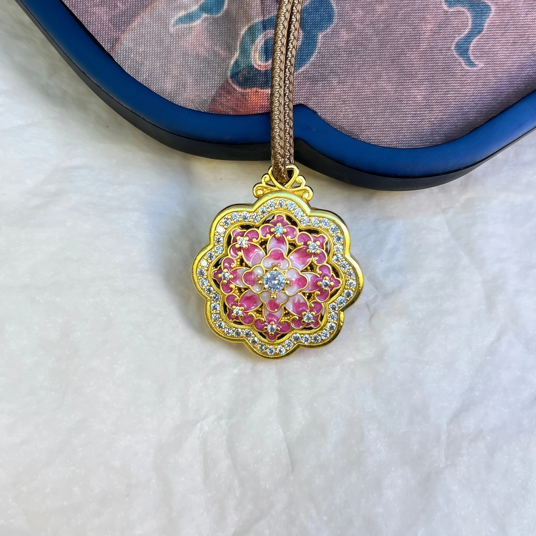 吊坠足银 【珐琅金丝牡丹】珐琅彩镶钻颐莲牡丹花足银镂空国风吊坠