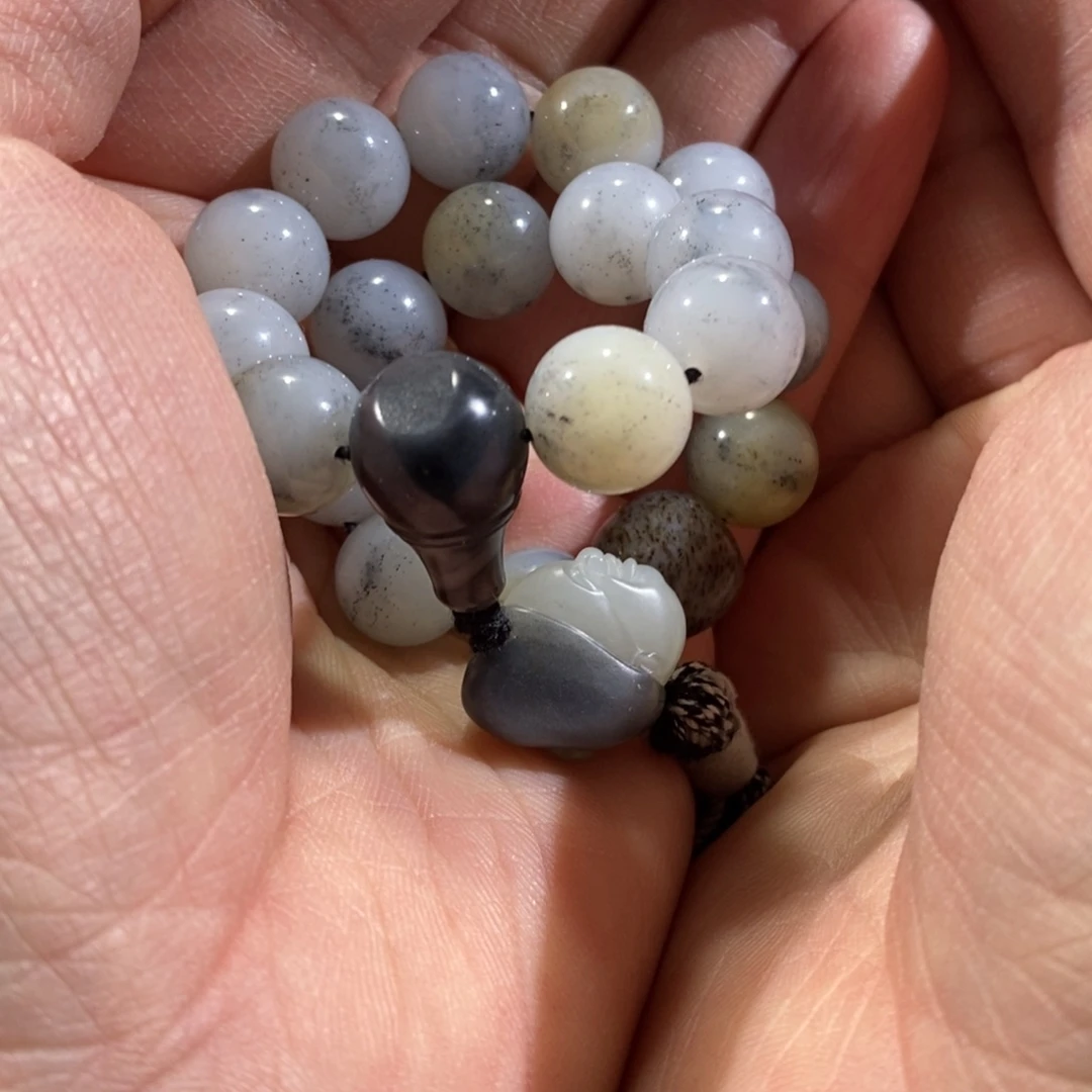 和田玉未镶嵌珠宝奇石