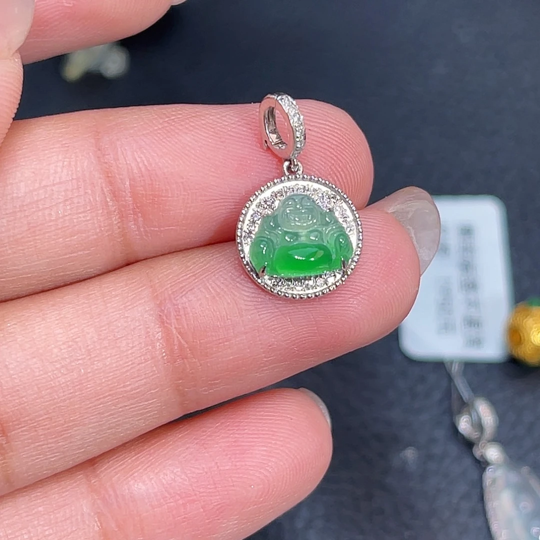 颈饰18K金镶嵌翡翠佛公