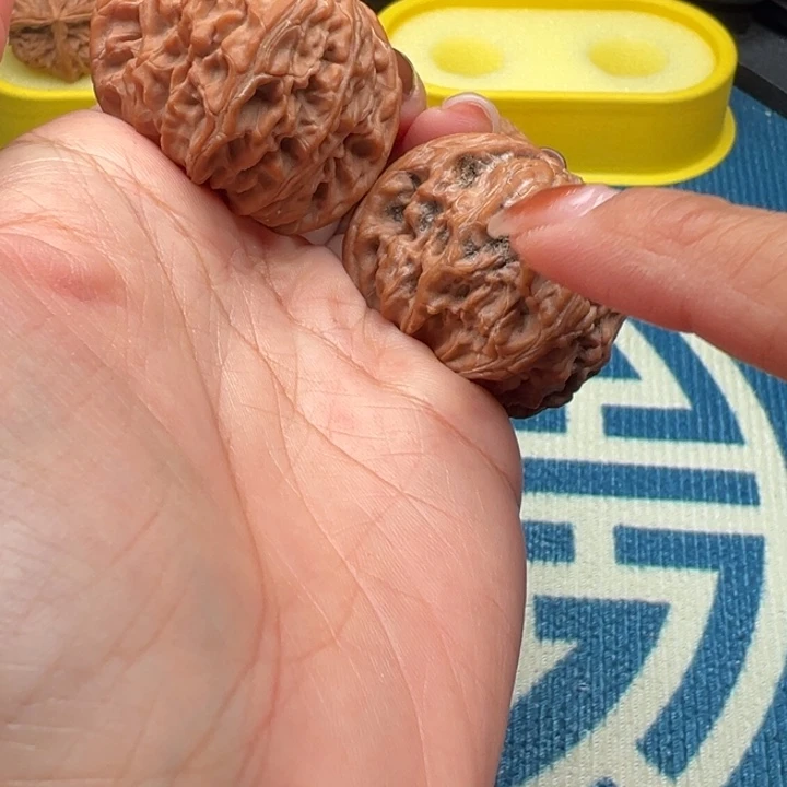 桃核吊坠文玩核桃磨盘