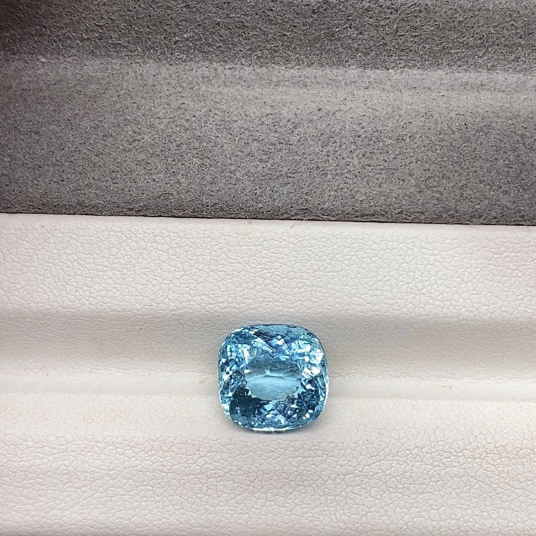 海蓝宝石裸石4.82克拉天然圣玛利亚海蓝宝