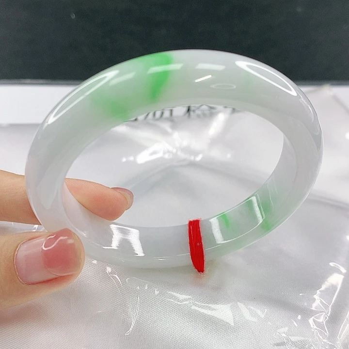 翡翠未镶嵌手镯圈56.5，80146