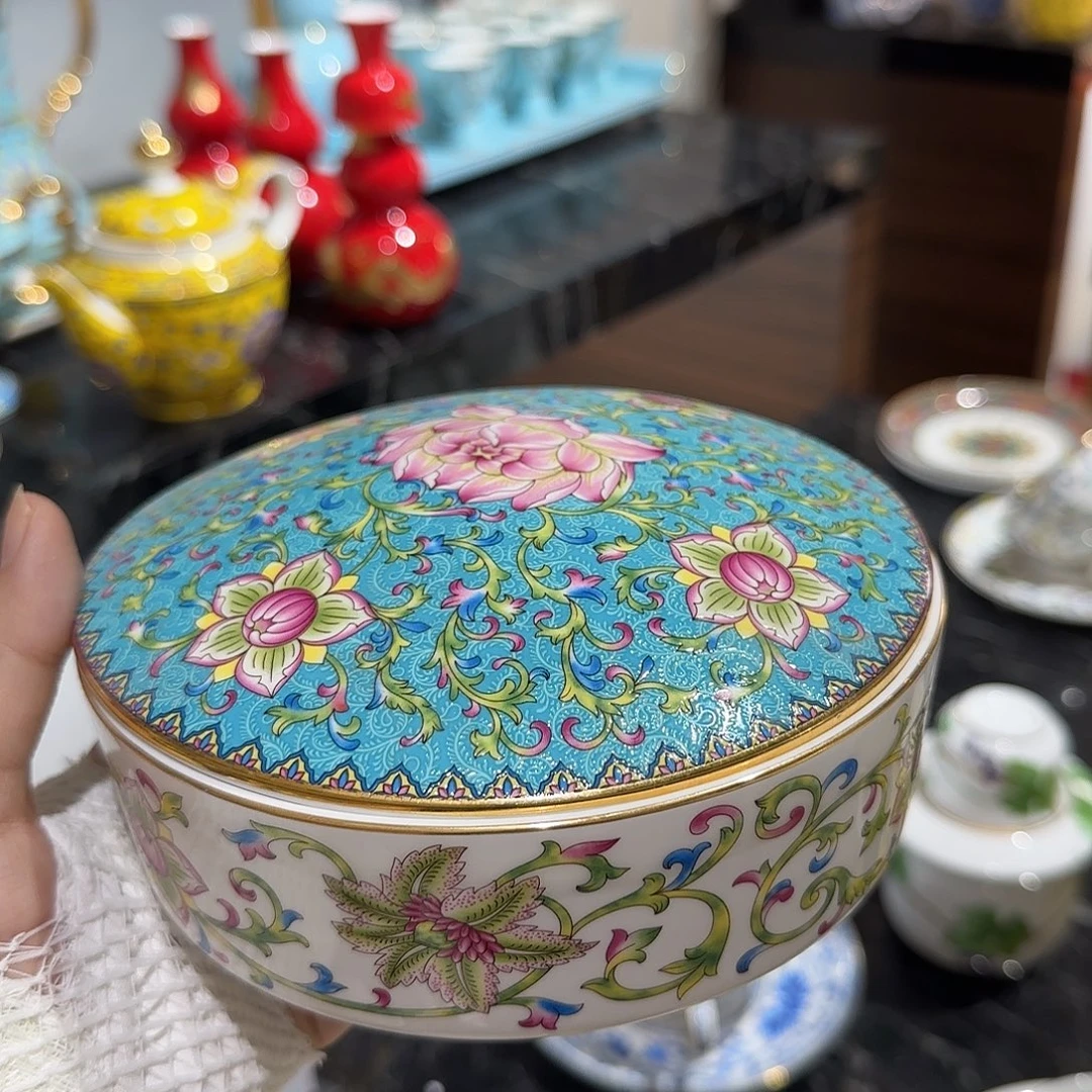 骨瓷珐琅彩工艺制作