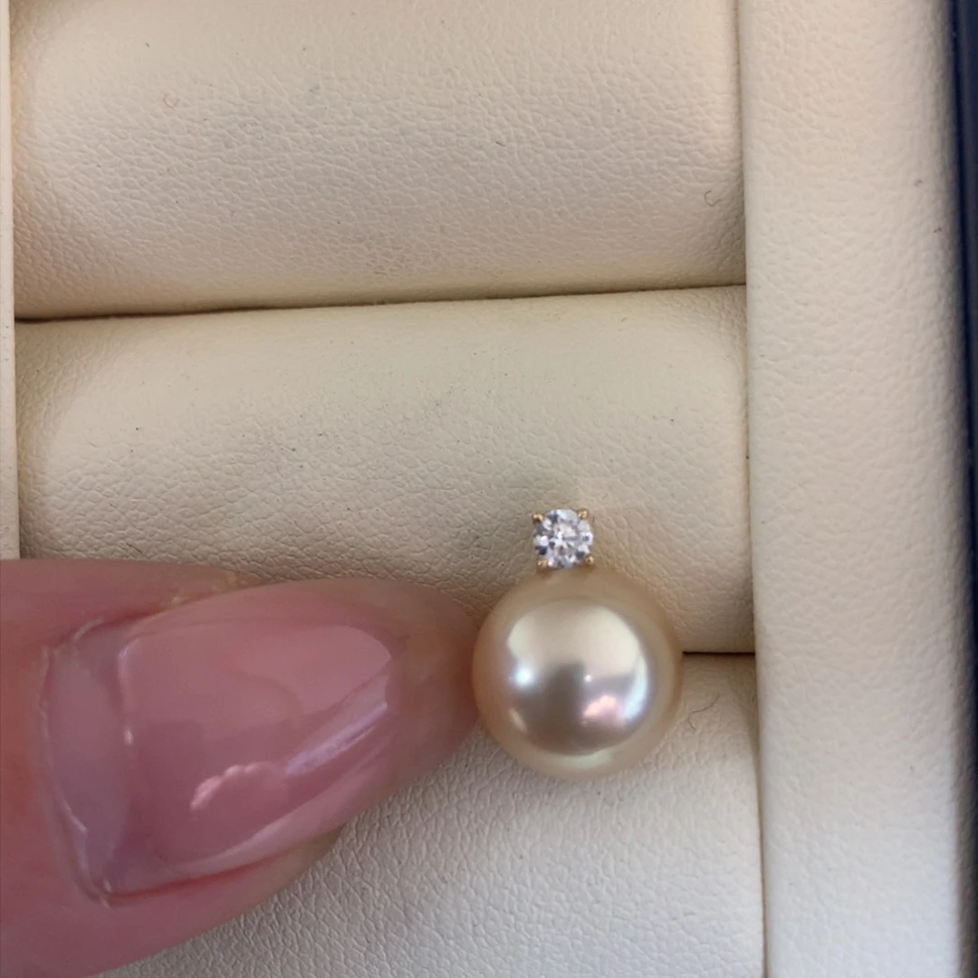 海水珍珠18K金镶嵌颈饰