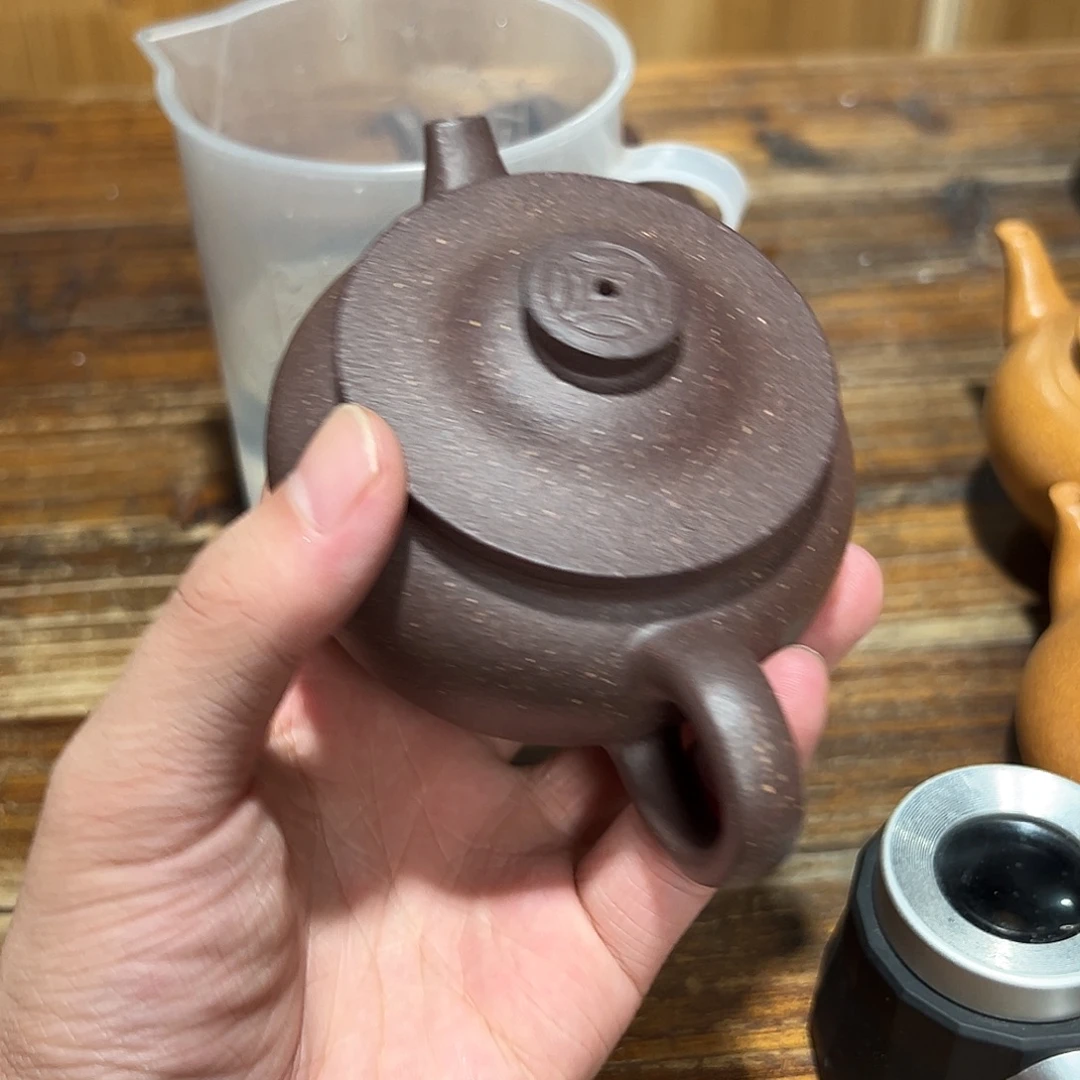 茶壶紫砂紫砂的味道很浓