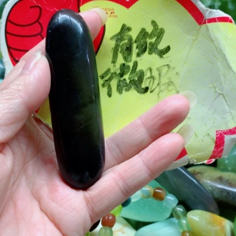 蛇纹石玉未镶嵌手把件