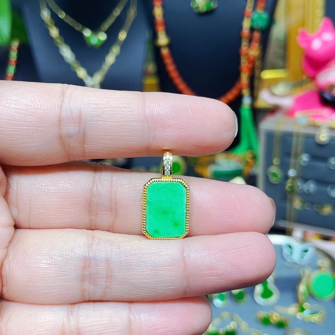 翡翠银S925镶嵌颈饰翡翠