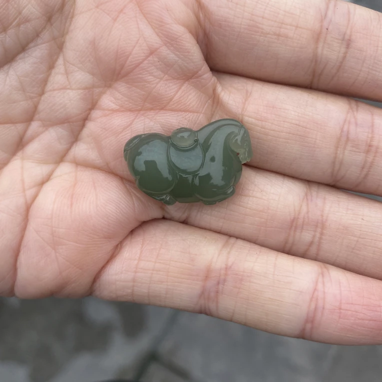 和田玉青海料湖水绿糖马25尺寸