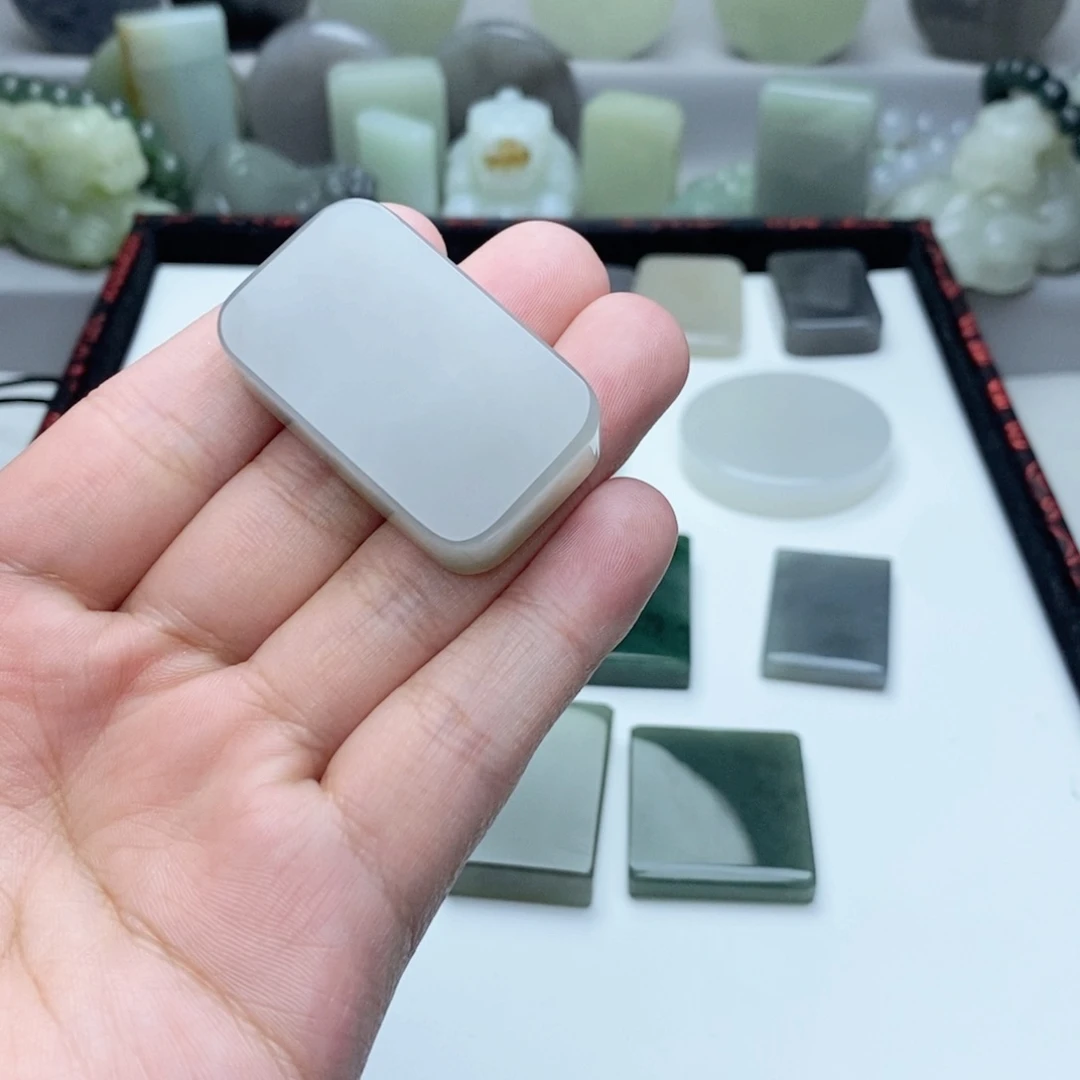 和田玉颈饰未镶嵌春****●