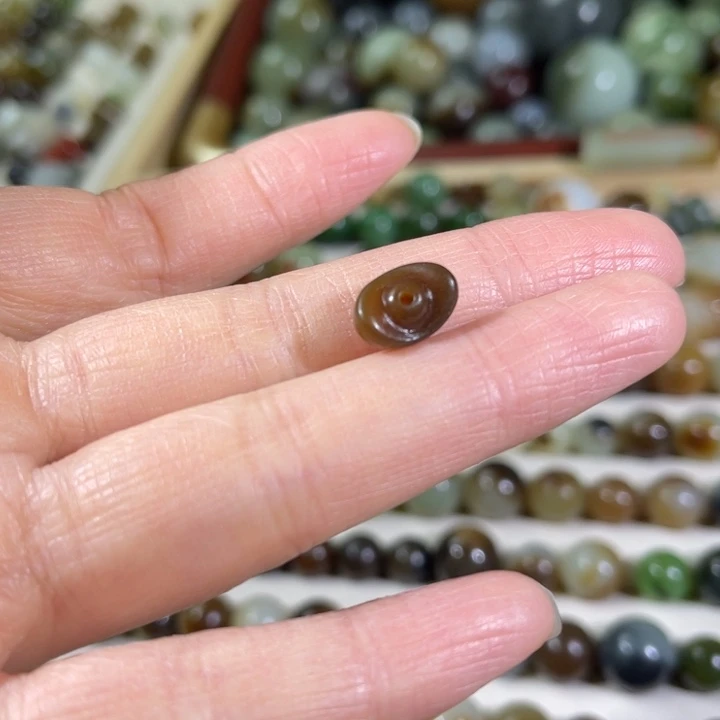 和田玉（糖玉）未镶嵌珠宝半成品