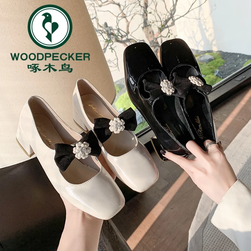 啄木鸟5cm可爱花朵蝴蝶结玛丽珍鞋女一字带粗跟方头百搭四季单鞋