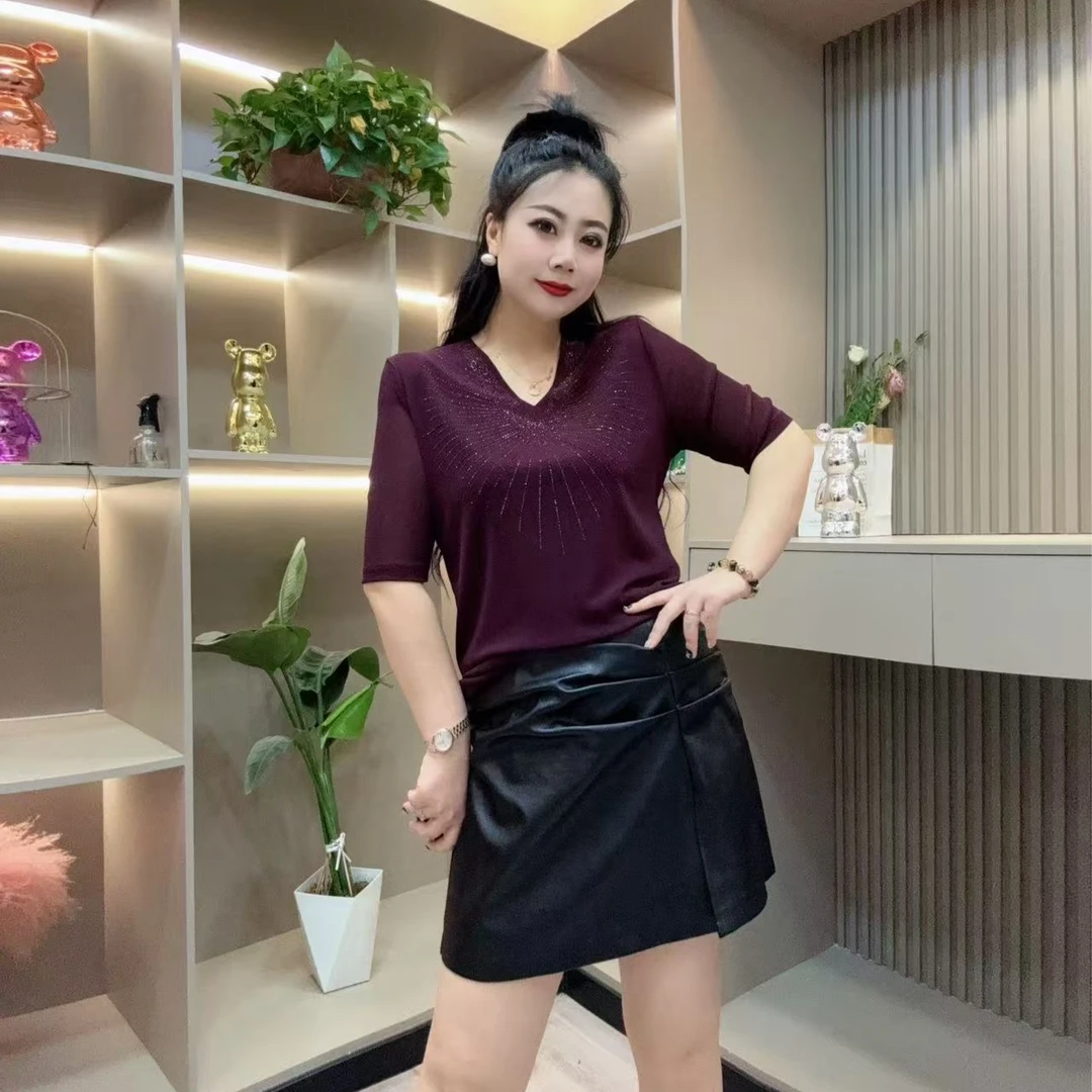 春季小衫-酷 3477时尚潮流亮闪花型气质显瘦百搭胖MM大码女装新款