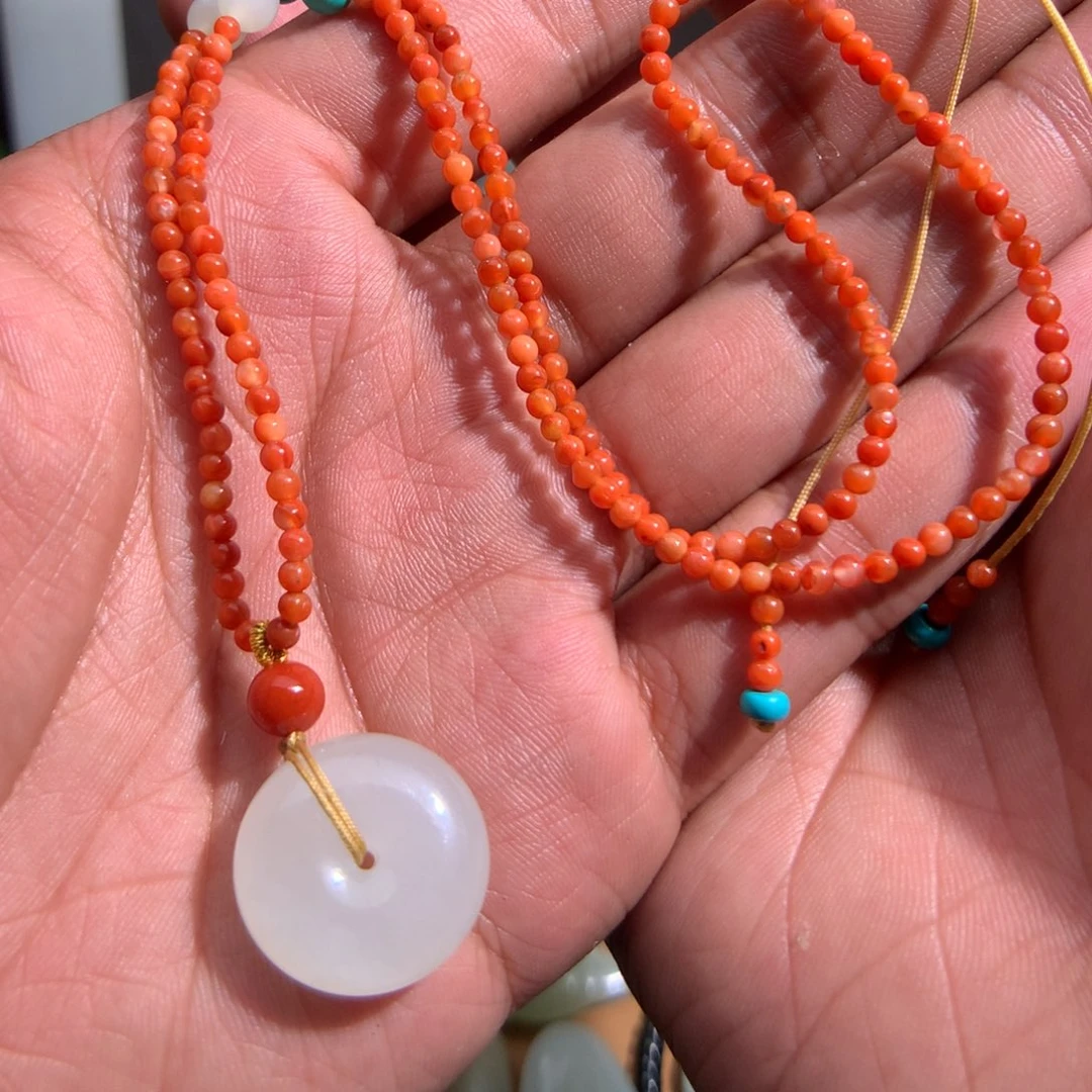 和田玉颈饰未镶嵌