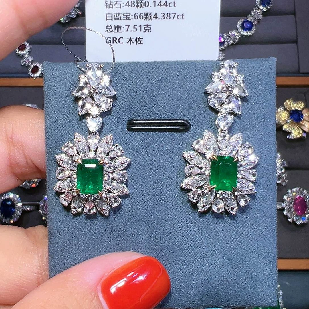 耳饰祖母绿18K金镶嵌