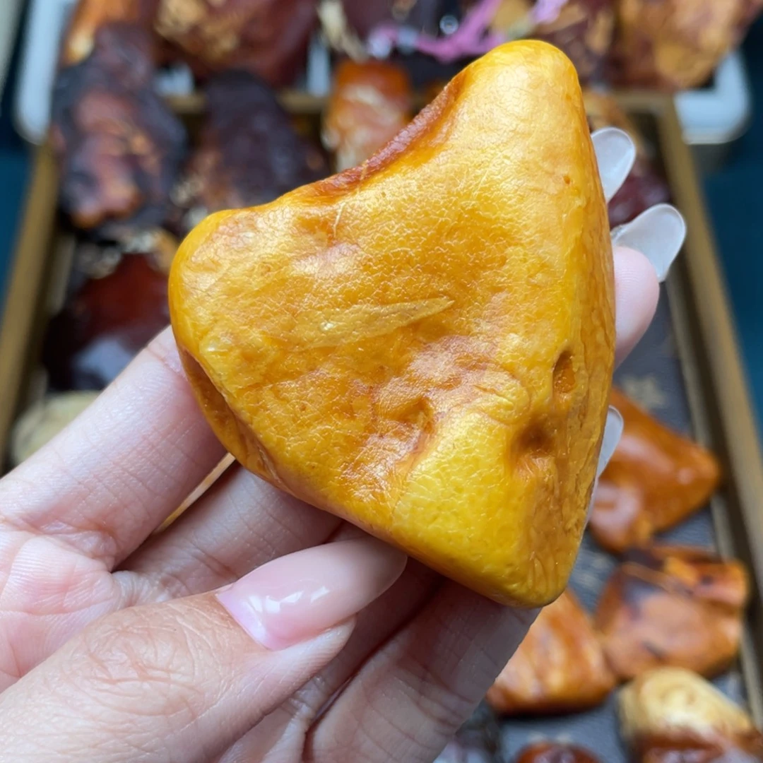 琥珀未镶嵌珠宝奇石