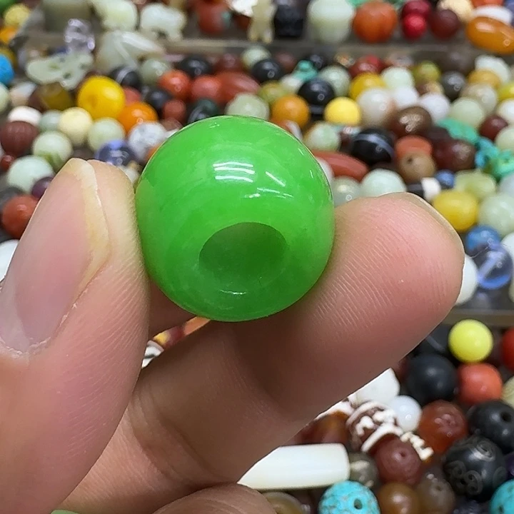 小***运翡翠未镶嵌挂件古珠配饰