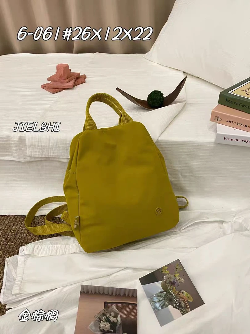 6-061新款时尚双肩可手提包 尺寸宽25高28厚11