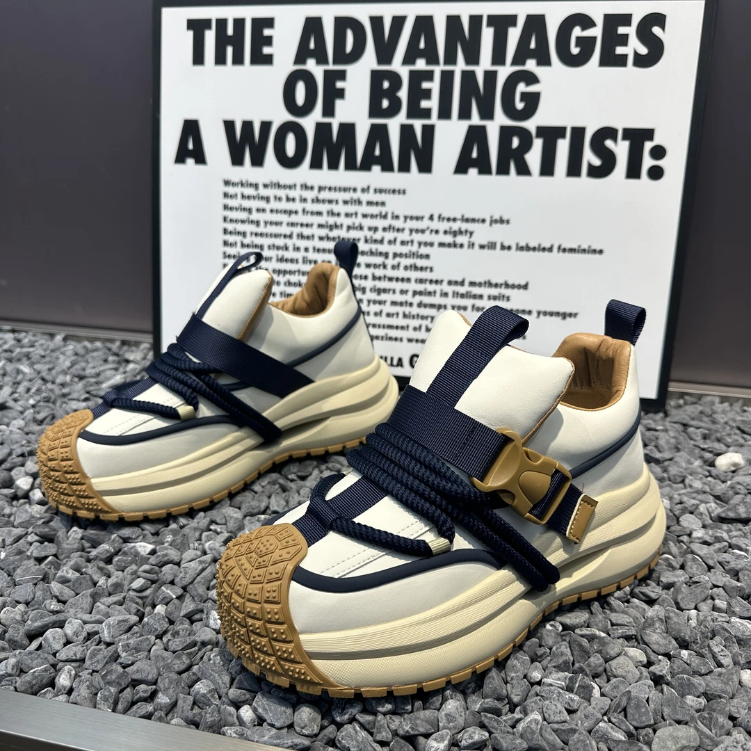 2025轻奢男鞋柔软舒适男鞋潮鞋个性百搭老爹鞋新春福利