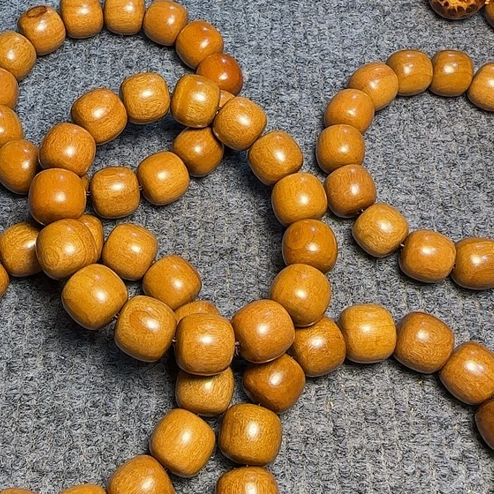 桃木全陈化老料把件串发一条