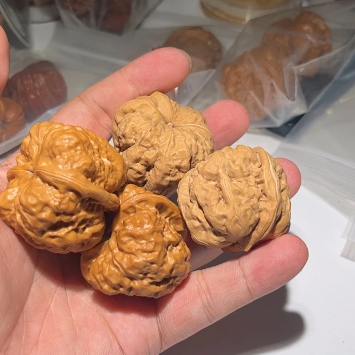 猛***…吊坠文玩核桃狮子头核桃