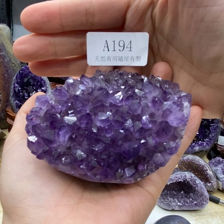 紫晶大型摆件（非配饰）未镶嵌