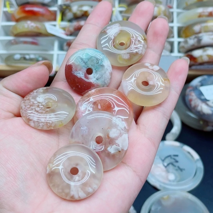 未镶嵌颈饰玛瑙/玉髓不带绳