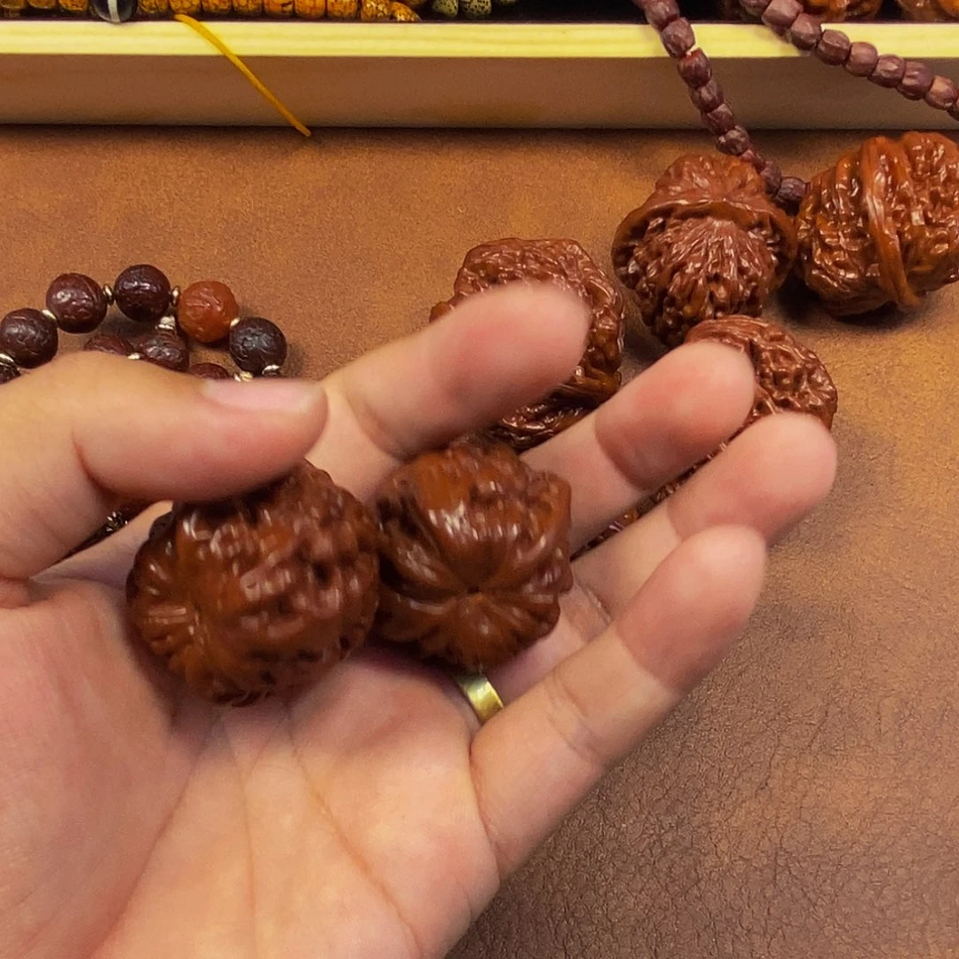 星月菩提吊坠?****息我小心翼翼