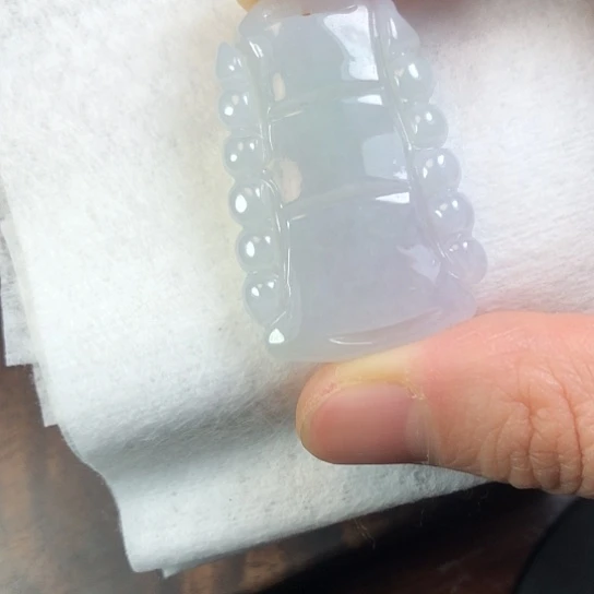翡翠未镶嵌颈饰缅甸A货，每天下午1点半开播