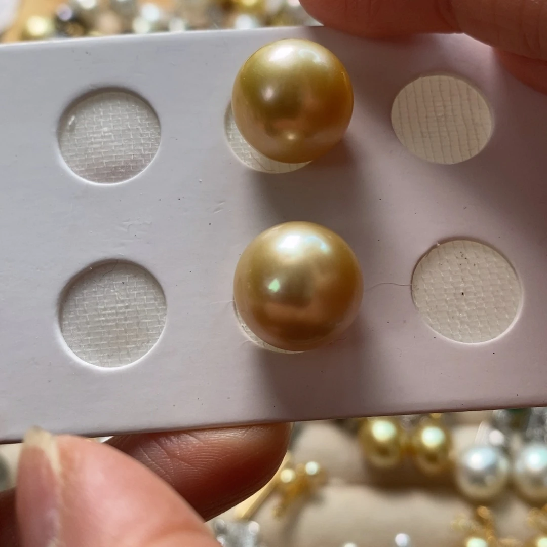 海水珍珠耳饰18K金镶嵌