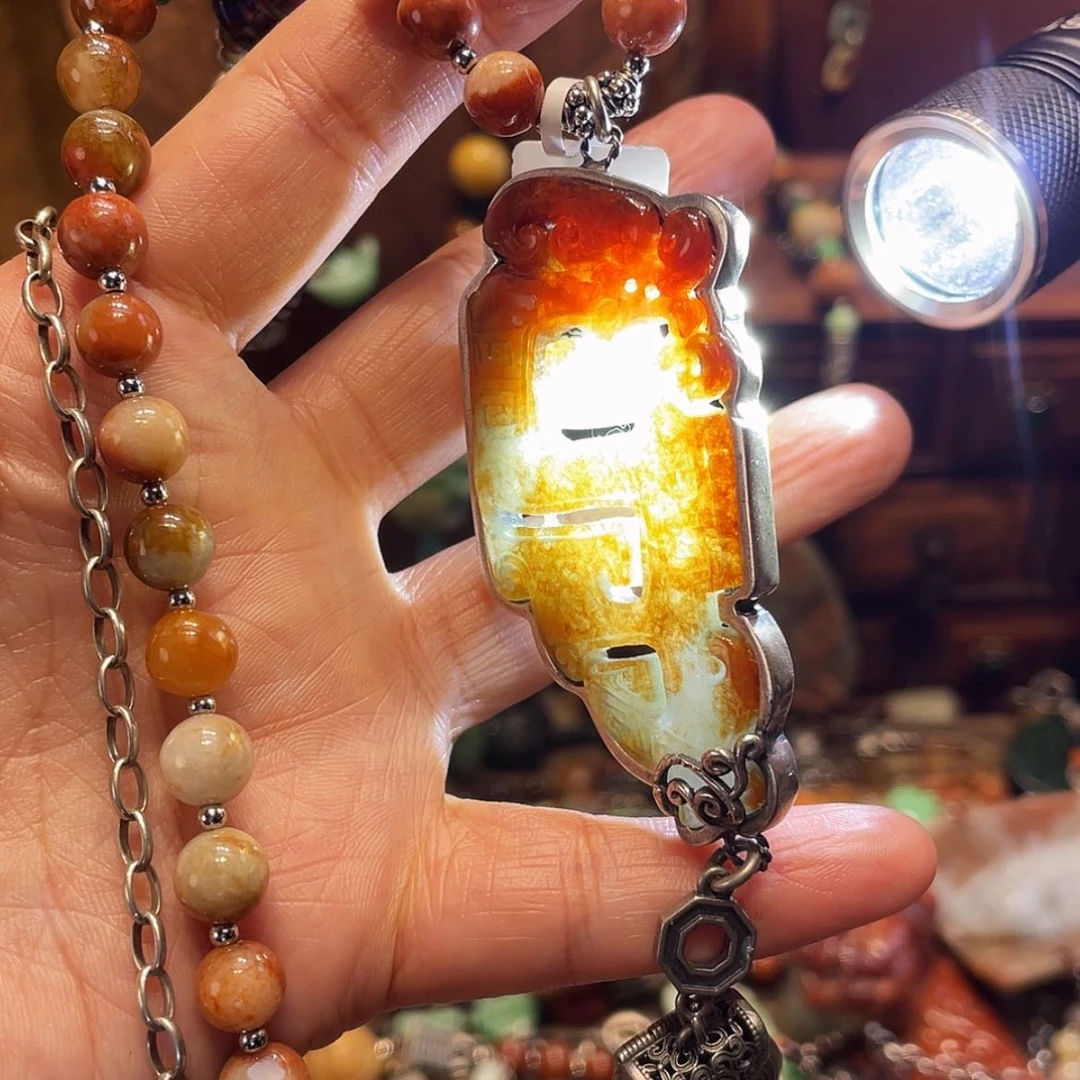 【闪购商品】翡翠未镶嵌吊坠(赠链)