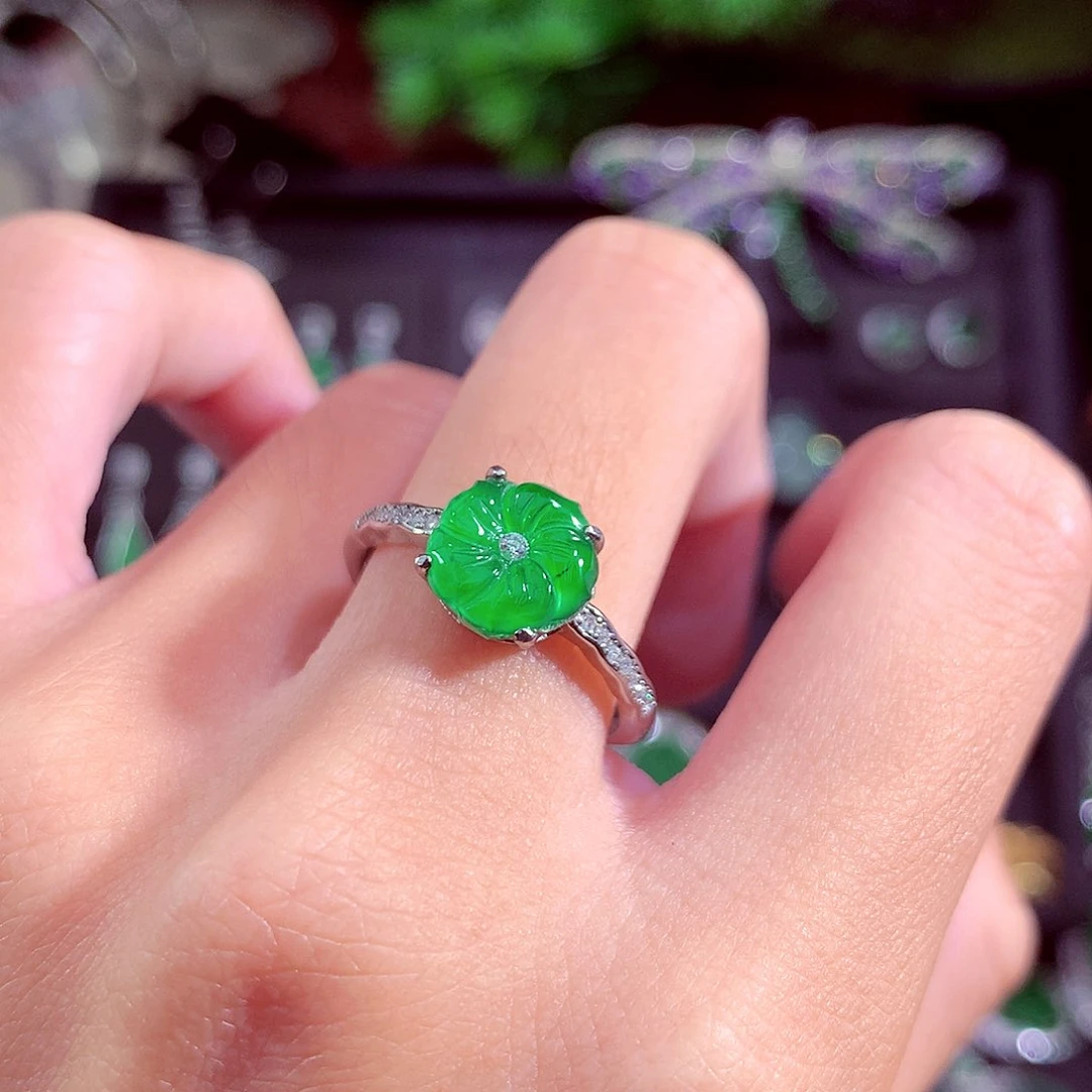 颈饰未镶嵌翡翠天然