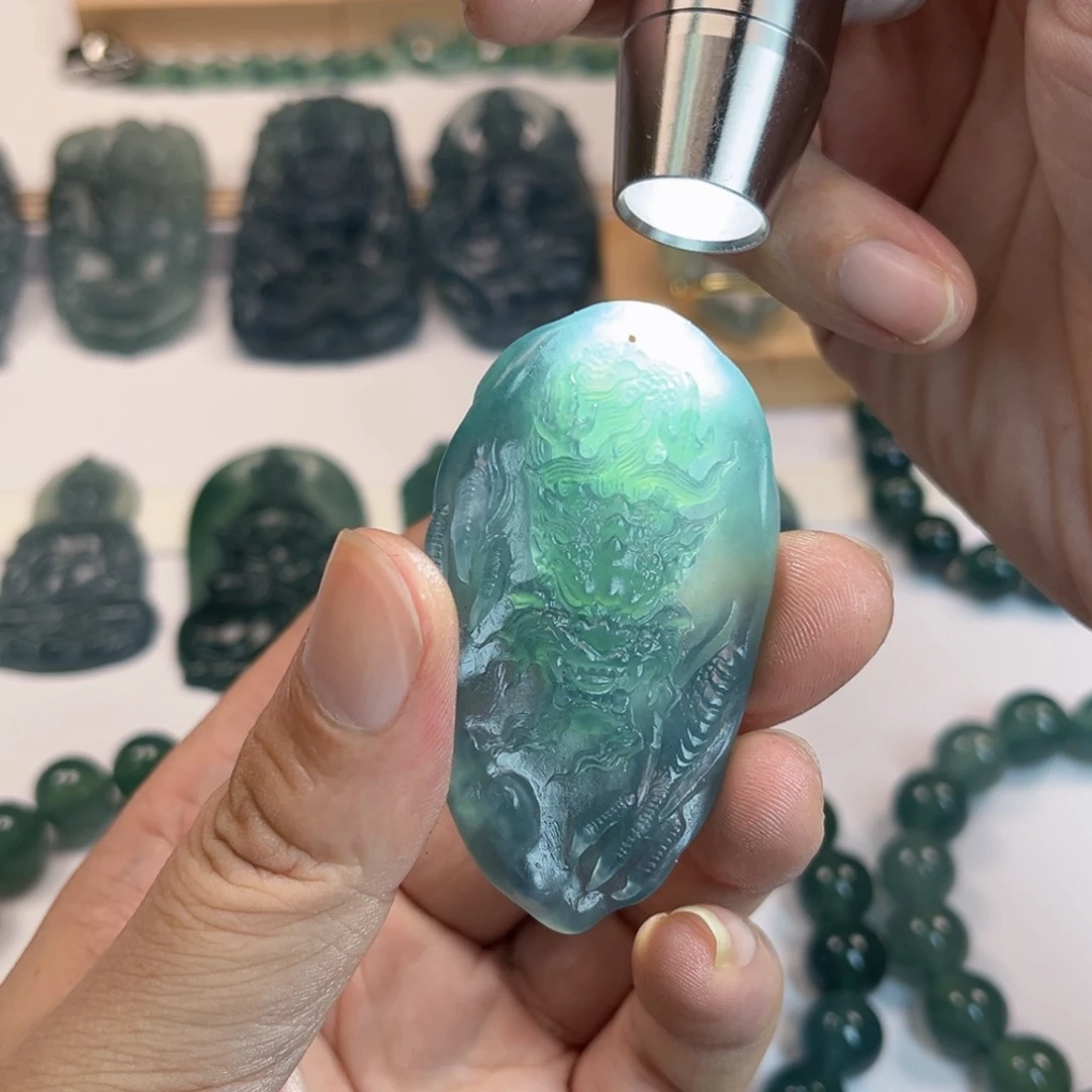 定制翡翠未镶嵌翡翠