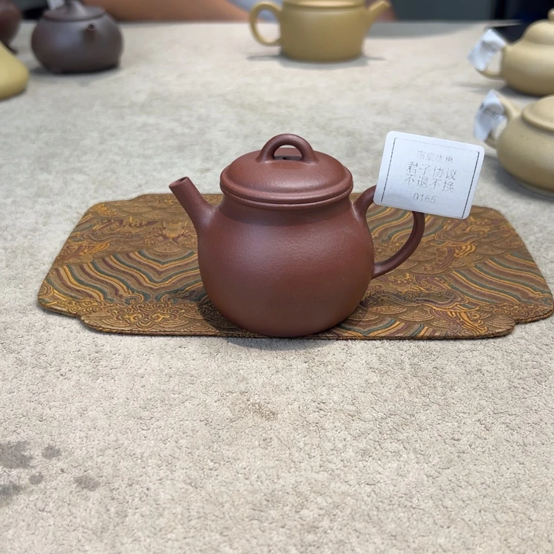 紫砂茶壶紫砂壶瑕疵铁质