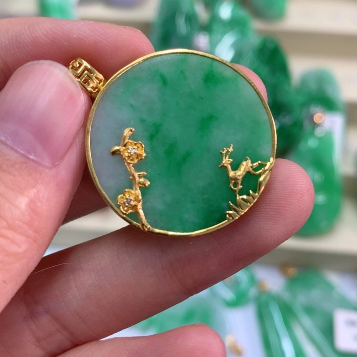 翡翠18K金镶嵌吊坠(不含链)