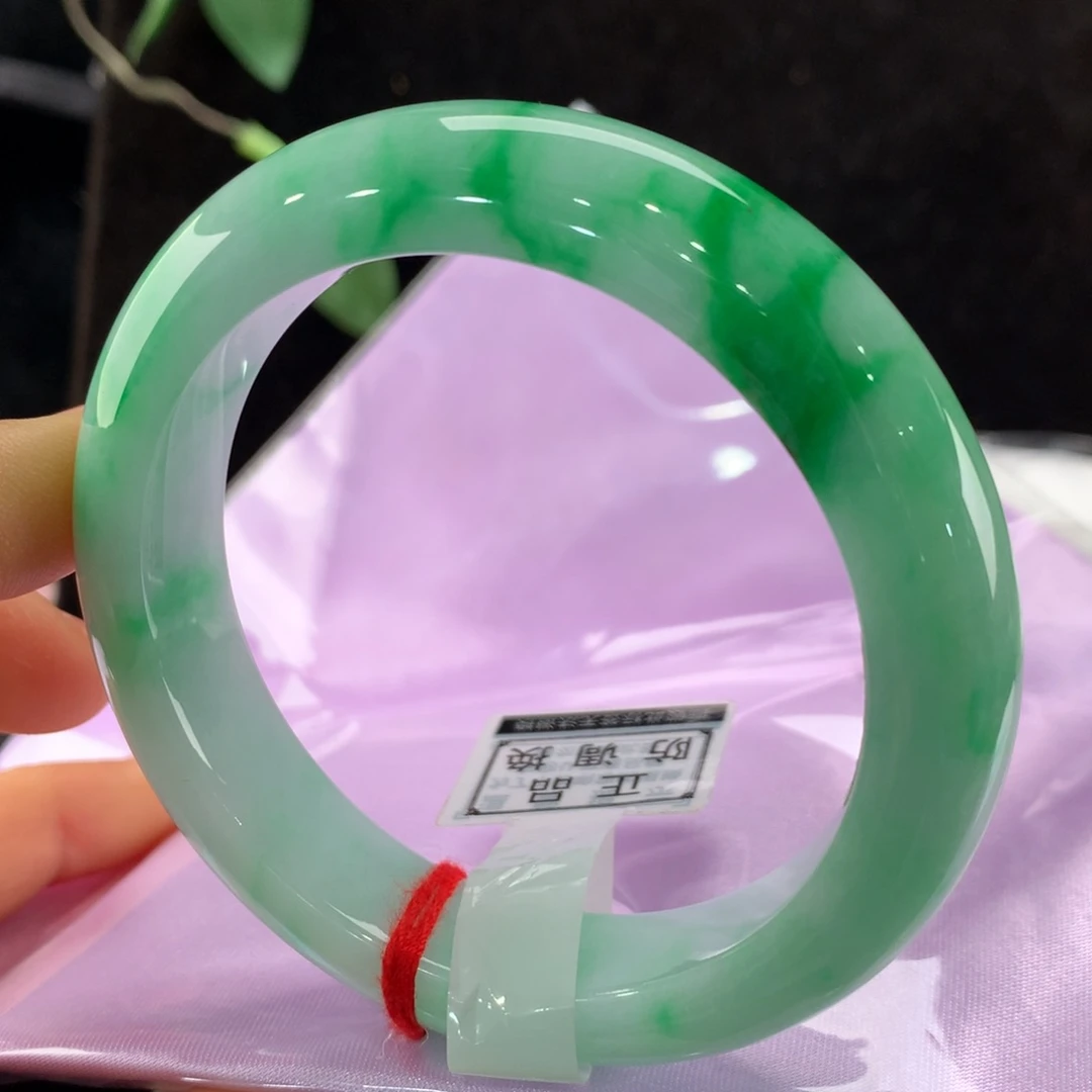 翡翠手镯未镶嵌111-0140
