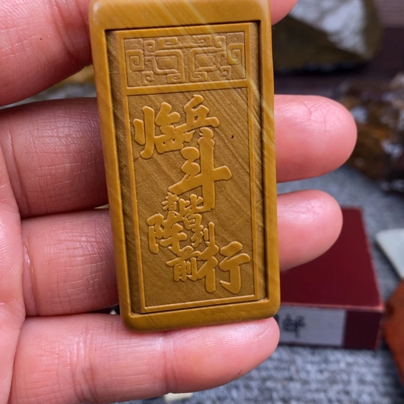 【闪购商品】原石雕刻手把件