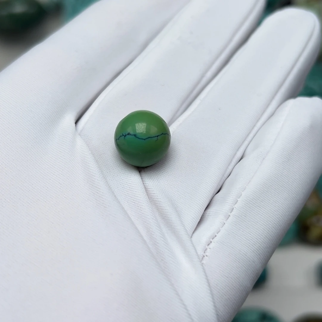 爆***卜绿松石未镶嵌珠宝奇石