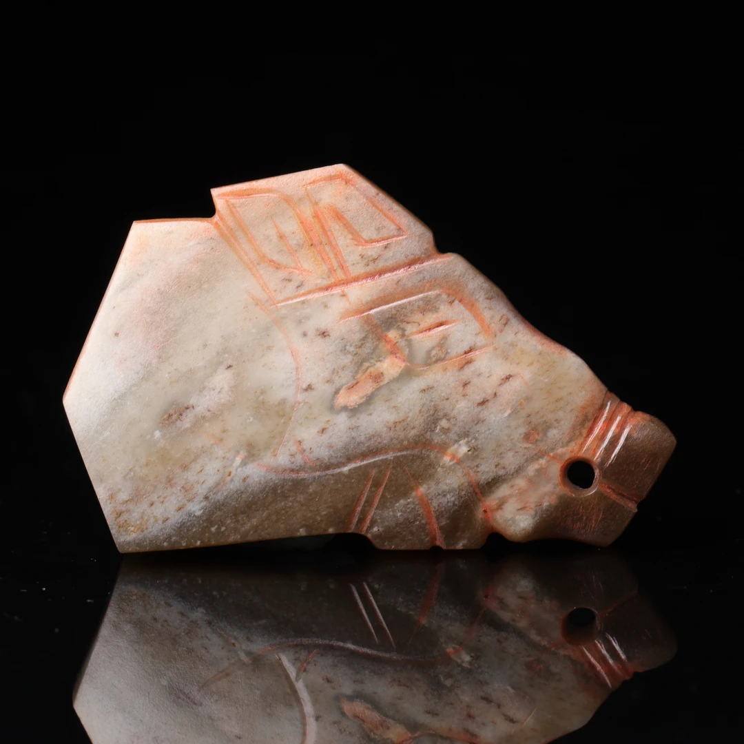 明代和田玉玉猪花件