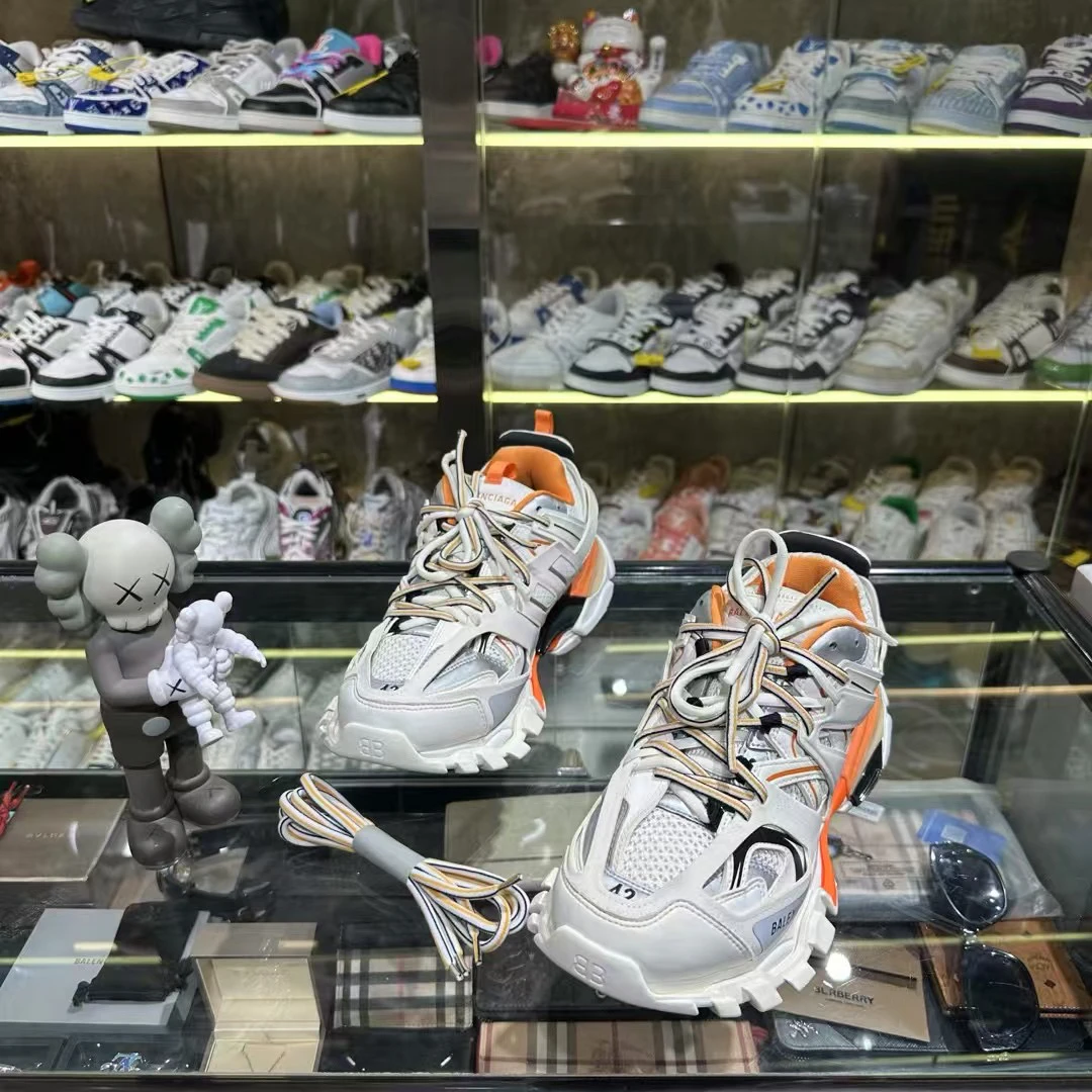 99新 Balenciaga/巴黎世家 巴黎世家track休闲鞋白橙/42码/原盒