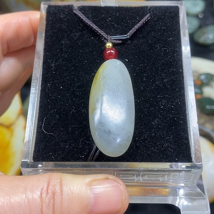 和田玉（糖玉）未镶嵌挂件