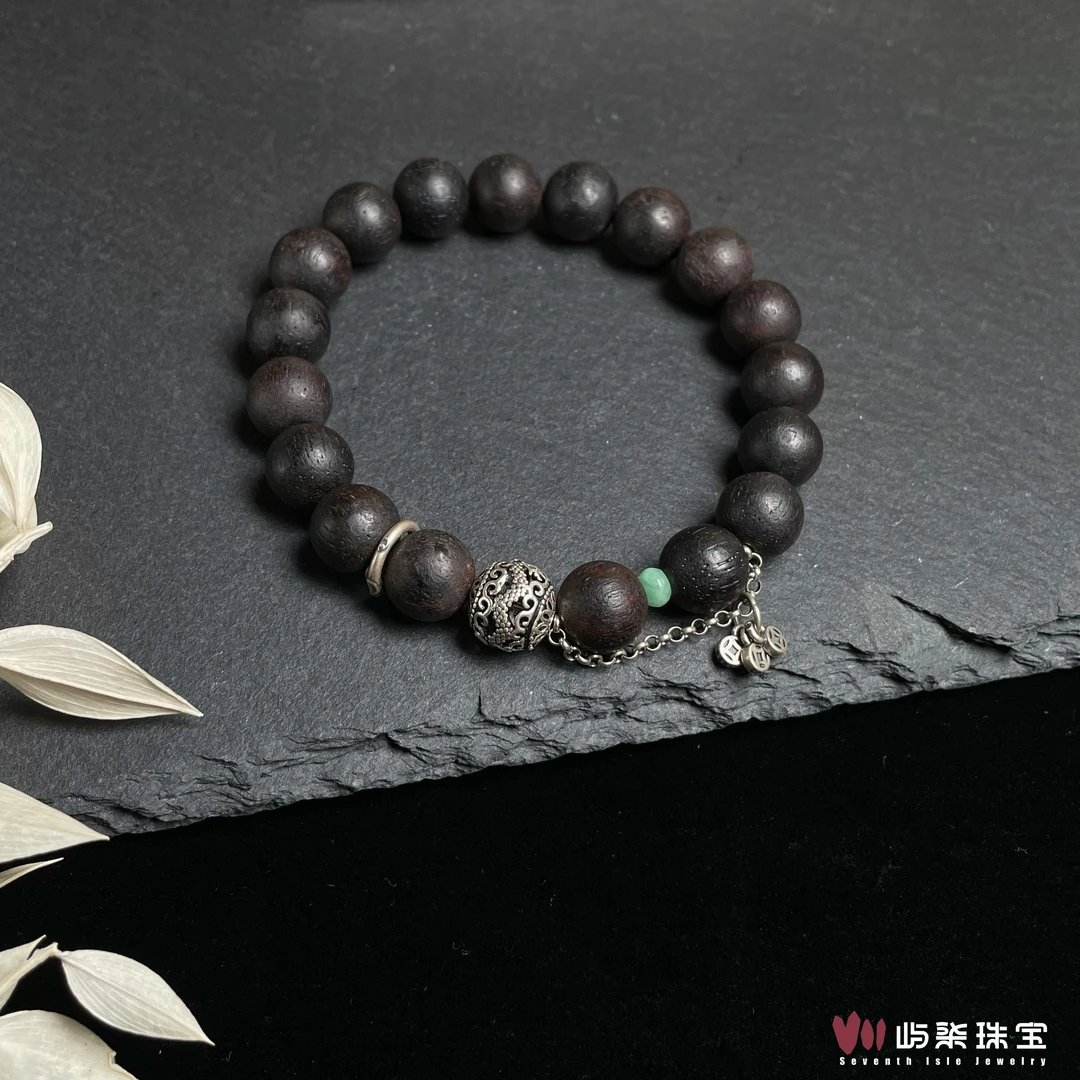 【要努力】F257 大m降真香单翡果绿大银珠手串