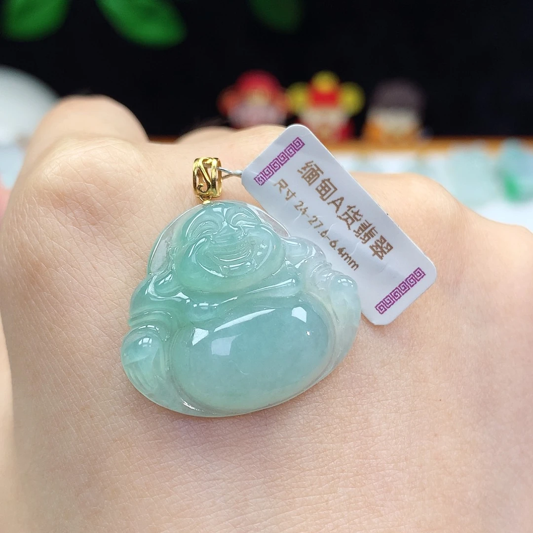 翡翠18K金镶嵌颈饰佛公