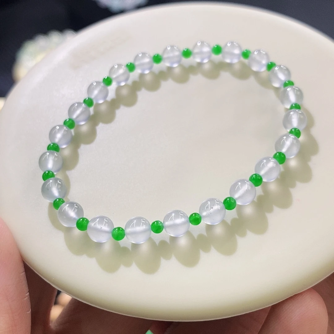 翡翠未镶嵌挂件亏清处理（仅限买断）