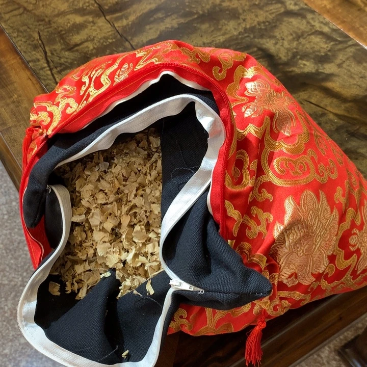 金丝楠金丝楠抱枕