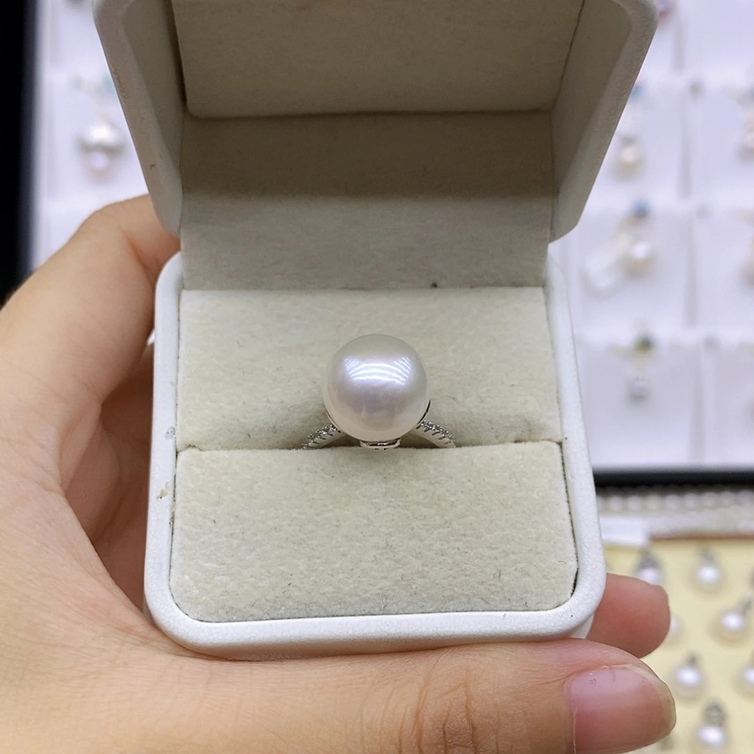 珂***箐戒指银S925镶嵌淡水珍珠