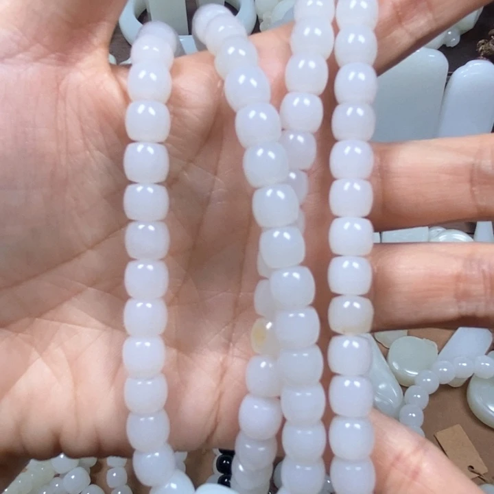 和田玉挂件未镶嵌日**辉