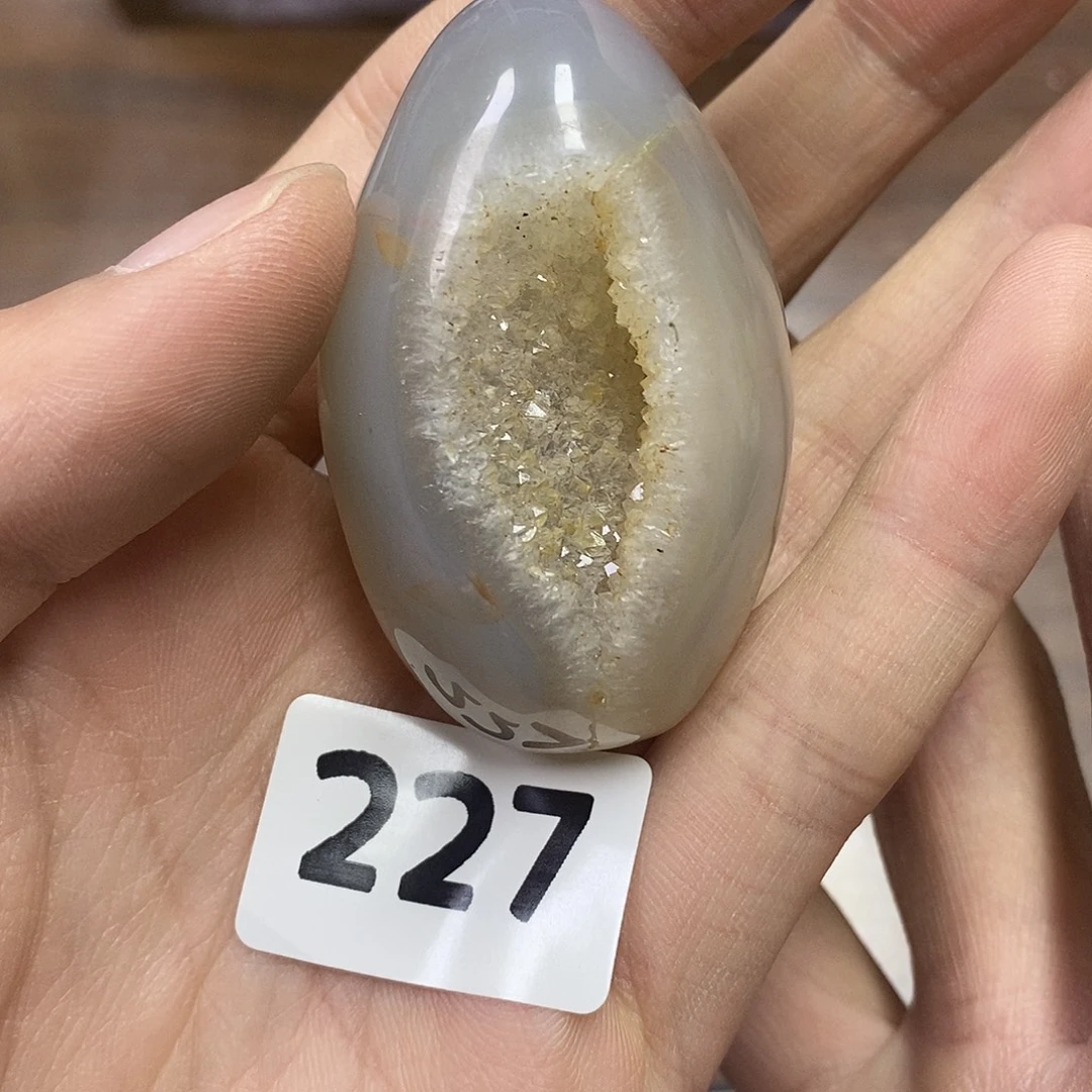 玛瑙/玉髓未镶嵌天然玛瑙龙蛋