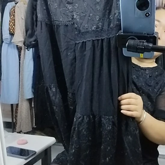 羊羔毛维纶刺绣连衣裙夏天