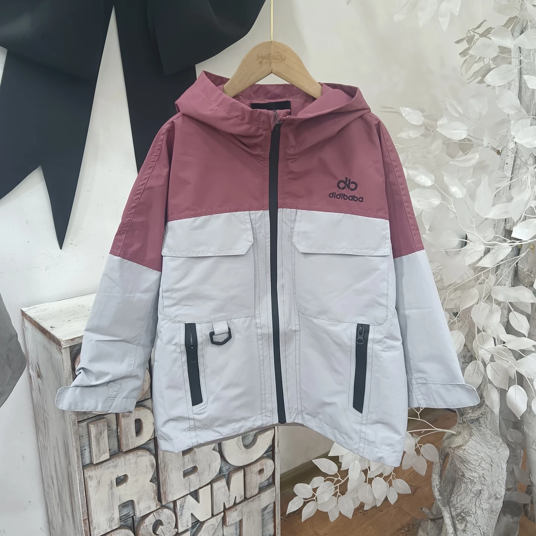 H193灰红色冲锋衣春秋外套